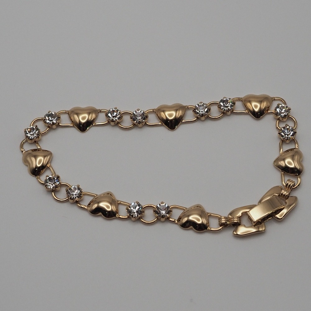 Sweetheart Bracelet 7 Inch Rhinestone Puffy Heart Link Gold Tone Y2K Dainty Gift